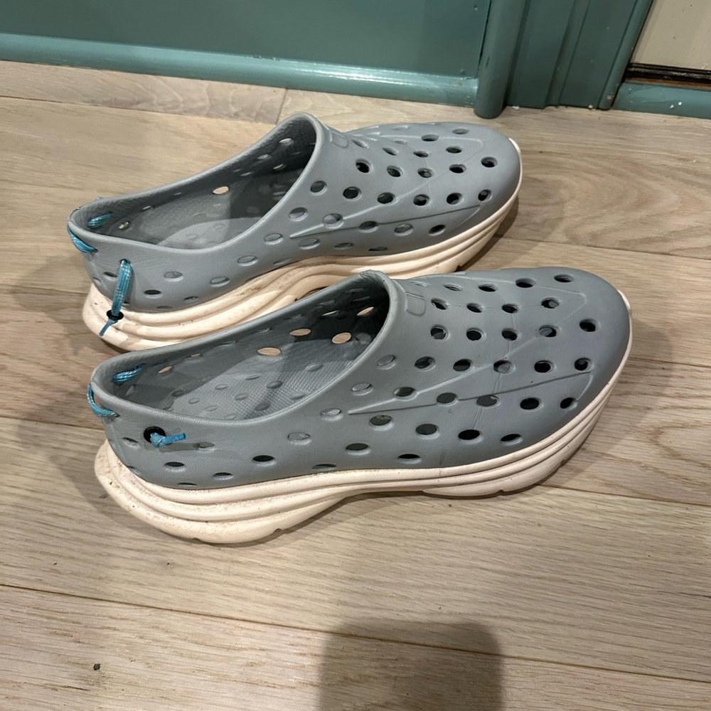 Kane active recovery shoe